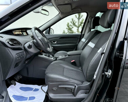 Черный Рено Сценик, объемом двигателя 1.6 л и пробегом 225 тыс. км за 9900 $, фото 66 на Automoto.ua