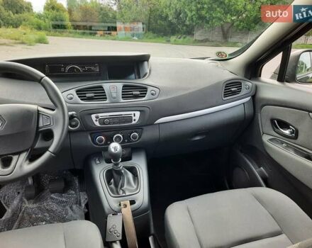 Черный Рено Сценик, объемом двигателя 1.6 л и пробегом 162 тыс. км за 8999 $, фото 67 на Automoto.ua