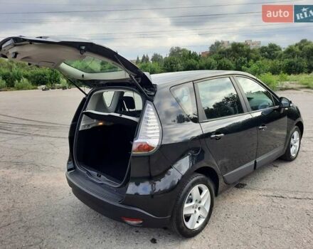 Черный Рено Сценик, объемом двигателя 1.6 л и пробегом 162 тыс. км за 8999 $, фото 91 на Automoto.ua