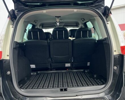 Черный Рено Сценик, объемом двигателя 1.5 л и пробегом 294 тыс. км за 9200 $, фото 5 на Automoto.ua