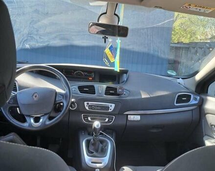 Чорний Рено Сценік, об'ємом двигуна 1.46 л та пробігом 217 тис. км за 9300 $, фото 6 на Automoto.ua