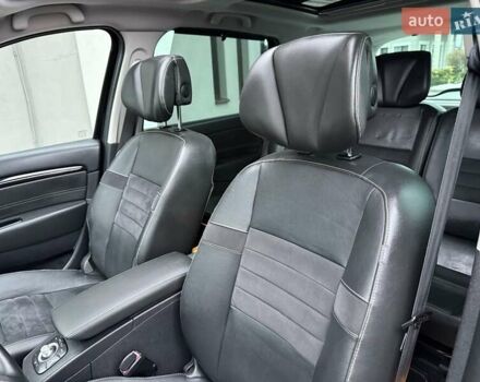 Чорний Рено Сценік, об'ємом двигуна 1.6 л та пробігом 299 тис. км за 8800 $, фото 46 на Automoto.ua