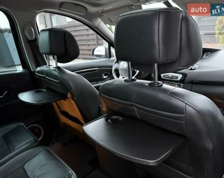 Чорний Рено Сценік, об'ємом двигуна 1.6 л та пробігом 299 тис. км за 8800 $, фото 65 на Automoto.ua
