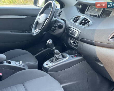 Рено Сценик 2015 в Виннице на Automoto.ua Черный Рено Сценик, объемом двигателя 1.46 л и пробегом 210 тыс. км за 10250 $, фото 46 на Automoto.ua