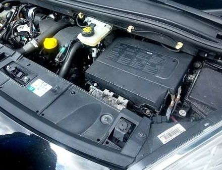 Черный Рено Сценик, объемом двигателя 1.5 л и пробегом 240 тыс. км за 9400 $, фото 15 на Automoto.ua