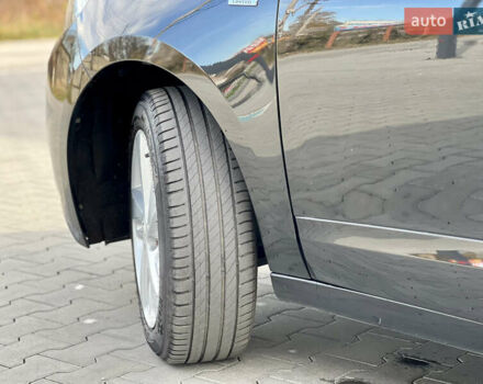 Чорний Рено Сценік, об'ємом двигуна 1.5 л та пробігом 210 тис. км за 10399 $, фото 17 на Automoto.ua