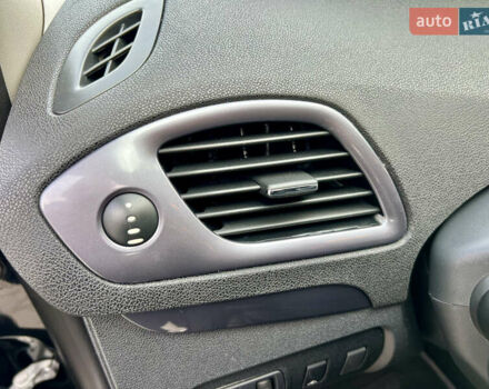 Чорний Рено Сценік, об'ємом двигуна 1.5 л та пробігом 210 тис. км за 10399 $, фото 30 на Automoto.ua