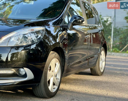 Рено Сценик 2015 в Виннице на Automoto.ua Черный Рено Сценик, объемом двигателя 1.46 л и пробегом 210 тыс. км за 10250 $, фото 19 на Automoto.ua
