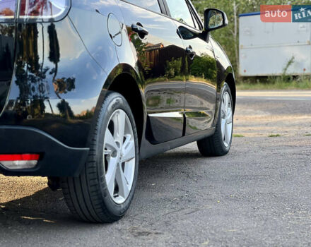 Рено Сценик 2015 в Виннице на Automoto.ua Черный Рено Сценик, объемом двигателя 1.46 л и пробегом 210 тыс. км за 10250 $, фото 30 на Automoto.ua