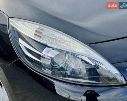 Чорний Рено Сценік, об'ємом двигуна 1.5 л та пробігом 210 тис. км за 10399 $, фото 13 на Automoto.ua