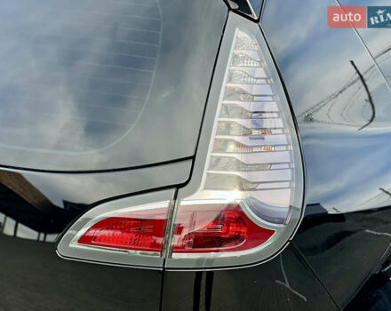 Чорний Рено Сценік, об'ємом двигуна 1.5 л та пробігом 210 тис. км за 10399 $, фото 21 на Automoto.ua