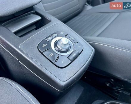 Рено Сценик 2015 в Виннице на Automoto.ua Черный Рено Сценик, объемом двигателя 1.46 л и пробегом 210 тыс. км за 10250 $, фото 55 на Automoto.ua