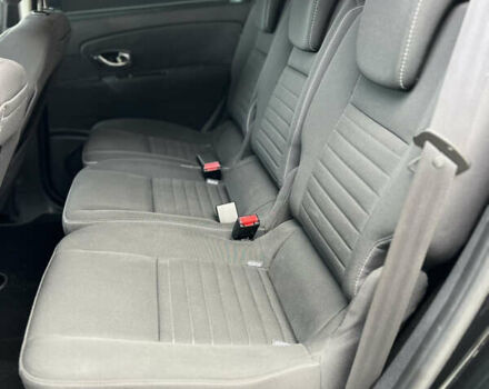 Чорний Рено Сценік, об'ємом двигуна 1.5 л та пробігом 210 тис. км за 10399 $, фото 43 на Automoto.ua