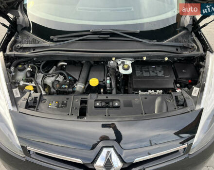 Чорний Рено Сценік, об'ємом двигуна 1.5 л та пробігом 210 тис. км за 10399 $, фото 51 на Automoto.ua