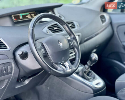 Рено Сценик 2015 в Виннице на Automoto.ua Черный Рено Сценик, объемом двигателя 1.46 л и пробегом 210 тыс. км за 10250 $, фото 39 на Automoto.ua