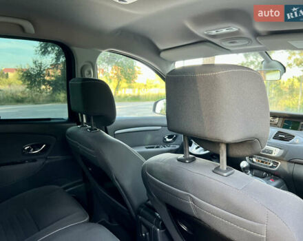 Рено Сценик 2015 в Виннице на Automoto.ua Черный Рено Сценик, объемом двигателя 1.46 л и пробегом 210 тыс. км за 10250 $, фото 58 на Automoto.ua