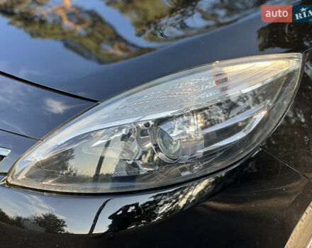 Рено Сценик 2015 в Виннице на Automoto.ua Черный Рено Сценик, объемом двигателя 1.46 л и пробегом 210 тыс. км за 10250 $, фото 16 на Automoto.ua