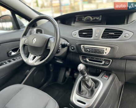 Чорний Рено Сценік, об'ємом двигуна 1.5 л та пробігом 210 тис. км за 10399 $, фото 38 на Automoto.ua