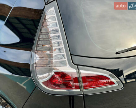 Чорний Рено Сценік, об'ємом двигуна 1.5 л та пробігом 210 тис. км за 10399 $, фото 22 на Automoto.ua