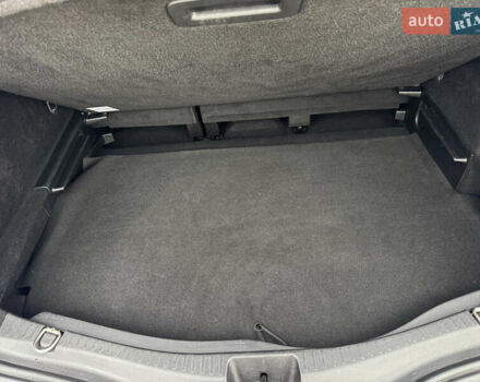 Черный Рено Сценик, объемом двигателя 1.6 л и пробегом 190 тыс. км за 15299 $, фото 64 на Automoto.ua