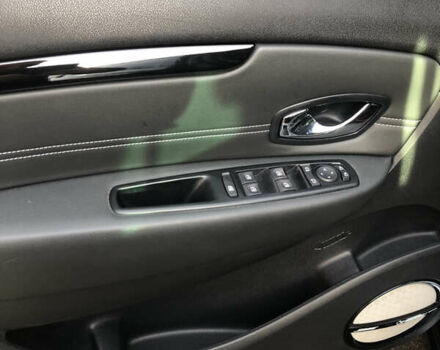 Черный Рено Сценик, объемом двигателя 1.2 л и пробегом 173 тыс. км за 8700 $, фото 13 на Automoto.ua