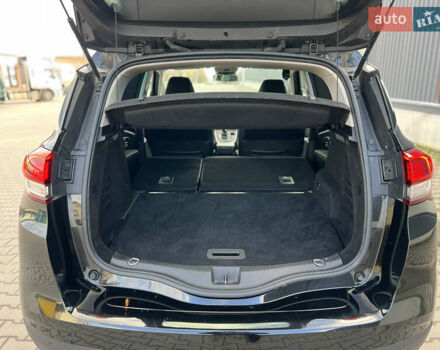 Чорний Рено Сценік, об'ємом двигуна 1.5 л та пробігом 185 тис. км за 15200 $, фото 16 на Automoto.ua