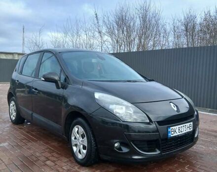 Черный Рено Сценик, объемом двигателя 1.5 л и пробегом 300 тыс. км за 5999 $, фото 1 на Automoto.ua