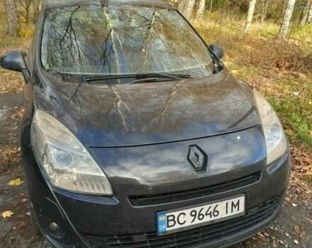 Рено Сценік 2009 у Коростене на Automoto.ua Чорний Рено Сценік, об'ємом двигуна 2 л та пробігом 381 тис. км за 8500 $, фото 1 на Automoto.ua
