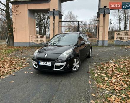Черный Рено Сценик, объемом двигателя 1.87 л и пробегом 300 тыс. км за 6500 $, фото 1 на Automoto.ua