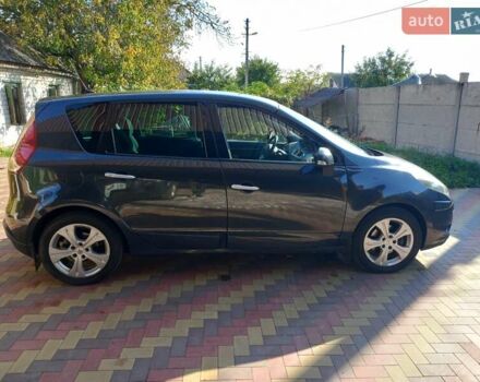 Черный Рено Сценик, объемом двигателя 1.4 л и пробегом 250 тыс. км за 6500 $, фото 1 на Automoto.ua