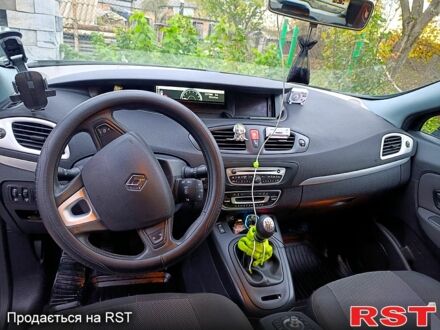 Черный Рено Сценик, объемом двигателя 1.4 л и пробегом 238 тыс. км за 7800 $, фото 1 на Automoto.ua