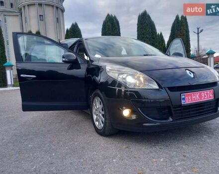 Черный Рено Сценик, объемом двигателя 1.5 л и пробегом 220 тыс. км за 6950 $, фото 1 на Automoto.ua