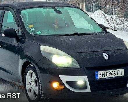 Черный Рено Сценик, объемом двигателя 1.5 л и пробегом 28100 тыс. км за 7500 $, фото 1 на Automoto.ua