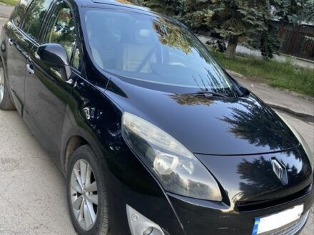 Рено Сценік 2010 у Луцьку на Automoto.ua Чорний Рено Сценік, об'ємом двигуна 2 л та пробігом 280 тис. км за 8000 $, фото 1 на Automoto.ua