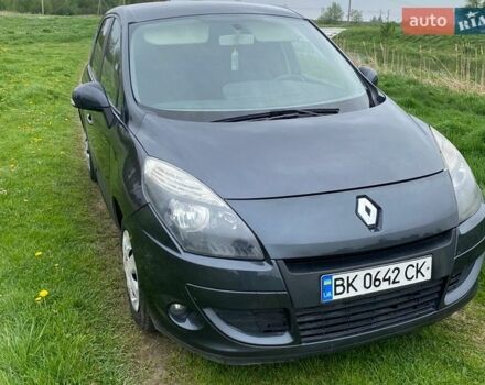 Черный Рено Сценик, объемом двигателя 1.5 л и пробегом 275 тыс. км за 5300 $, фото 1 на Automoto.ua