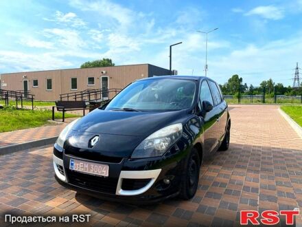 Рено Сценик 2011 в Чернигове на Automoto.ua Черный Рено Сценик, объемом двигателя 1.6 л и пробегом 225 тыс. км за 7200 $, фото 1 на Automoto.ua