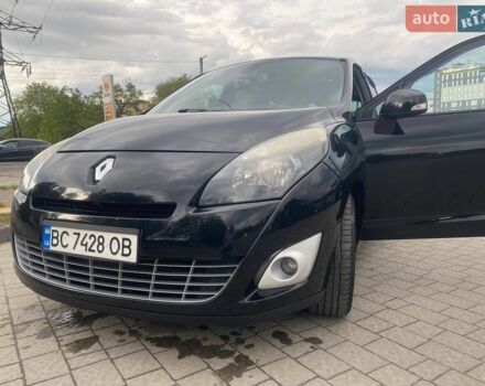 Черный Рено Сценик, объемом двигателя 1.6 л и пробегом 246 тыс. км за 6700 $, фото 1 на Automoto.ua