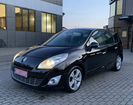 Черный Рено Сценик, объемом двигателя 1.9 л и пробегом 220 тыс. км за 7800 $, фото 1 на Automoto.ua