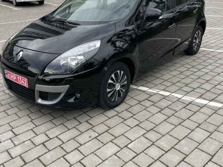 Рено Сценик 2011 в Луцке на Automoto.ua Черный Рено Сценик, объемом двигателя 1.5 л и пробегом 230 тыс. км за 6950 $, фото 1 на Automoto.ua