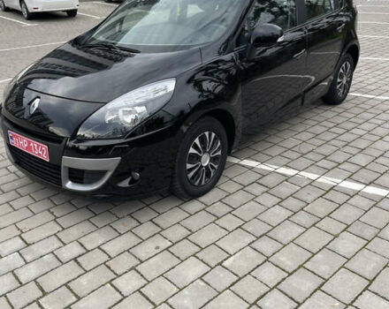 Рено Сценік 2011 у Луцьку на Automoto.ua Чорний Рено Сценік, об'ємом двигуна 1.5 л та пробігом 230 тис. км за 6950 $, фото 1 на Automoto.ua