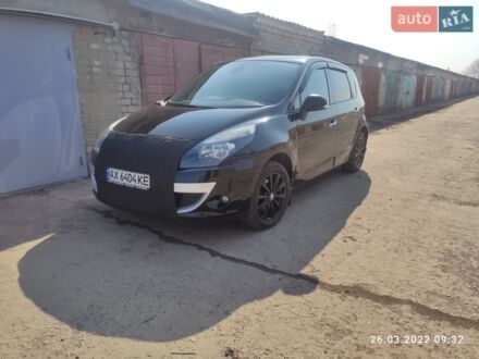 Черный Рено Сценик, объемом двигателя 1.4 л и пробегом 160 тыс. км за 7700 $, фото 1 на Automoto.ua