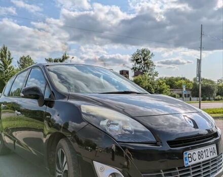 Черный Рено Сценик, объемом двигателя 1.6 л и пробегом 204 тыс. км за 6500 $, фото 1 на Automoto.ua