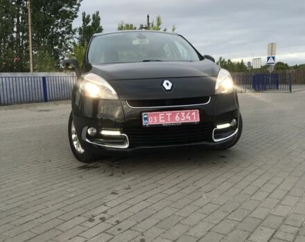 Чорний Рено Сценік, об'ємом двигуна 1.5 л та пробігом 242 тис. км за 8200 $, фото 1 на Automoto.ua