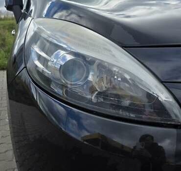 Черный Рено Сценик, объемом двигателя 1.5 л и пробегом 140 тыс. км за 10000 $, фото 1 на Automoto.ua