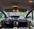 Коричневий Рено Сценік, об'ємом двигуна 1.6 л та пробігом 163 тис. км за 4499 $, фото 11 на Automoto.ua