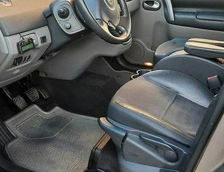 Коричневый Рено Сценик, объемом двигателя 1.6 л и пробегом 187 тыс. км за 7000 $, фото 20 на Automoto.ua