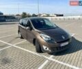 Коричневий Рено Сценік, об'ємом двигуна 1.5 л та пробігом 272 тис. км за 6300 $, фото 1 на Automoto.ua