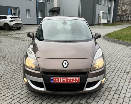 Коричневый Рено Сценик, объемом двигателя 1.6 л и пробегом 186 тыс. км за 7200 $, фото 1 на Automoto.ua