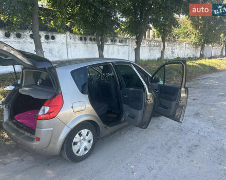 Коричневый Рено Сценик, объемом двигателя 1.6 л и пробегом 300 тыс. км за 5500 $, фото 5 на Automoto.ua