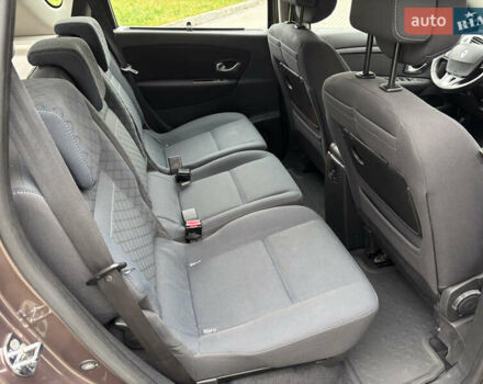 Коричневый Рено Сценик, объемом двигателя 1.6 л и пробегом 186 тыс. км за 7200 $, фото 20 на Automoto.ua